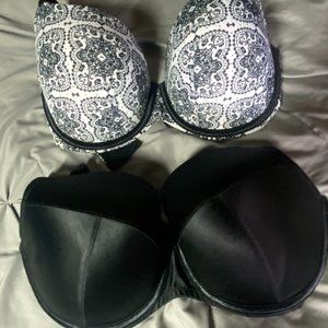 2 Cacique underwire bras size 38DDD